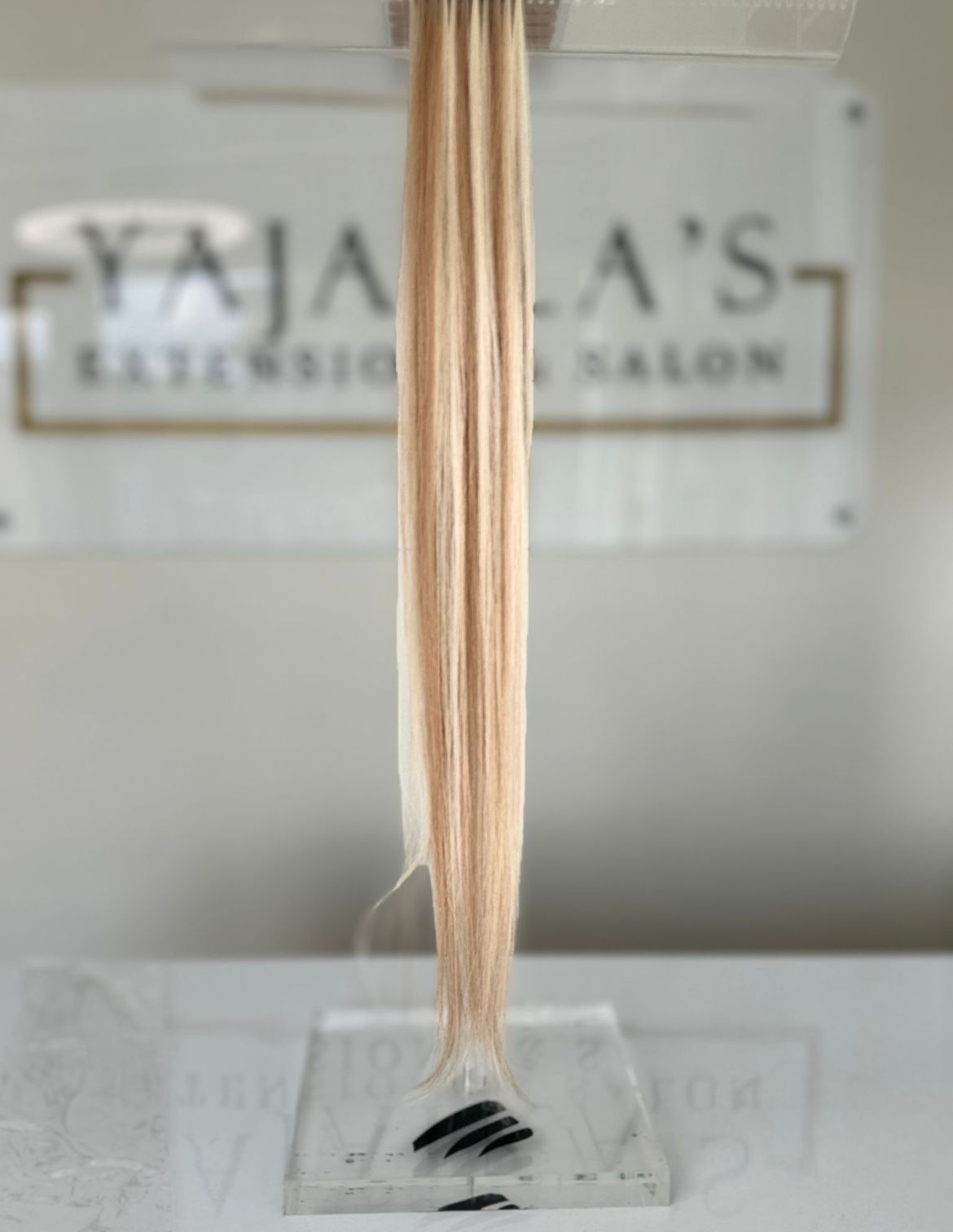 Tape-in Hair Extensions - 22" | 5Q/60C Double Blonde